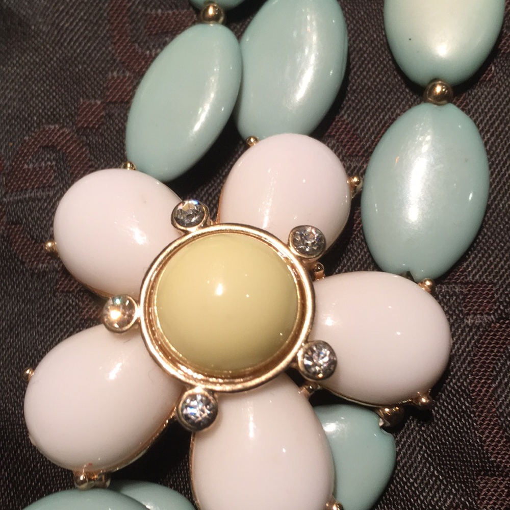 Spring necklace - Picture 2 of 10